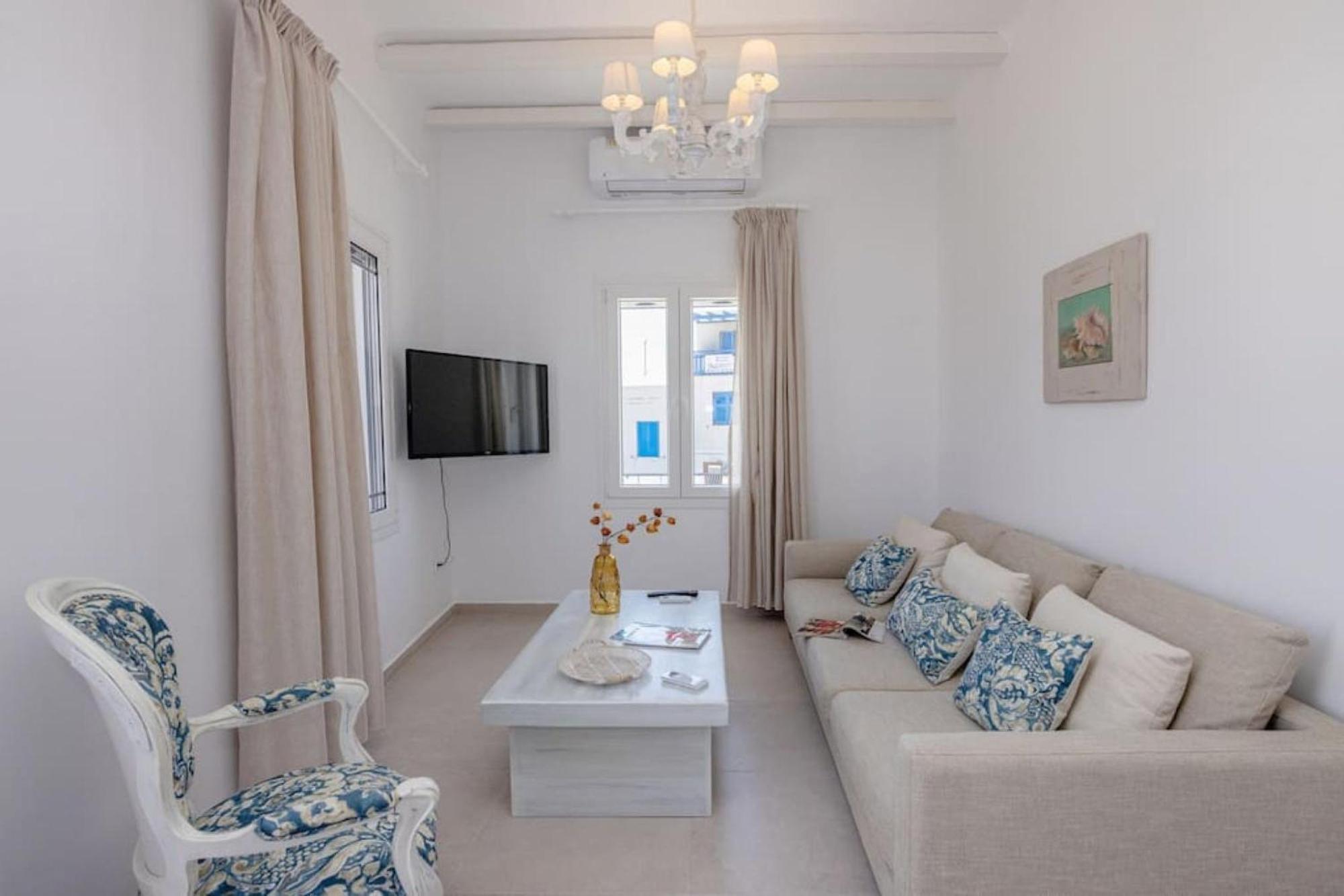 Summer Grace Tinos Luaran gambar