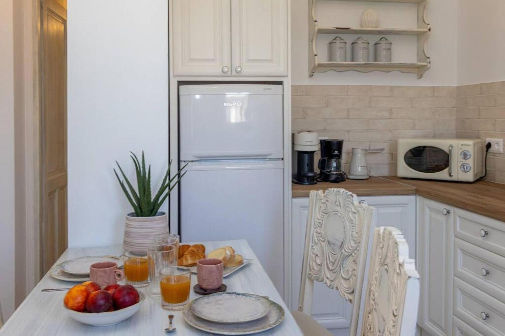 Summer Grace Tinos Luaran gambar